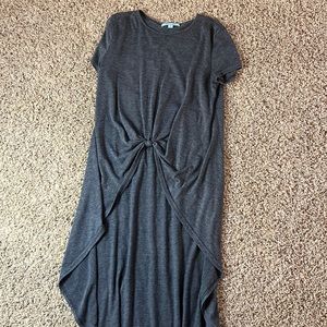 Grey Hi-Low T-Shirt. Size Small